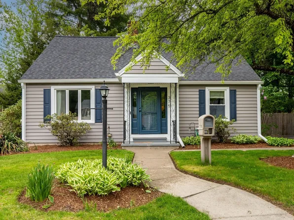 375 Union St, Millis, MA 02054