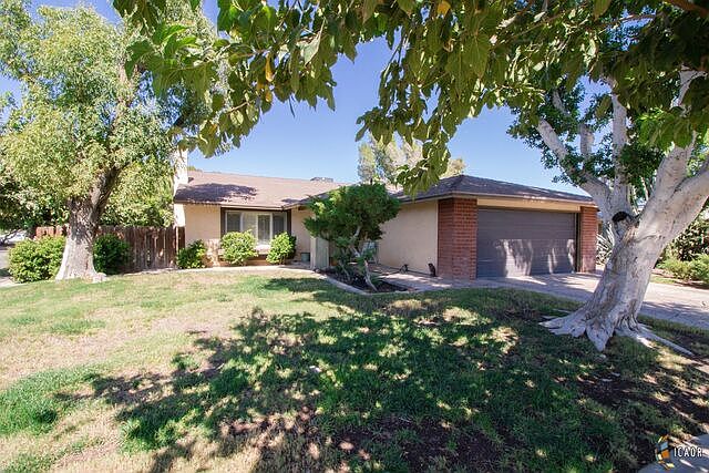 1st image of 2270 Sandalwood Dr