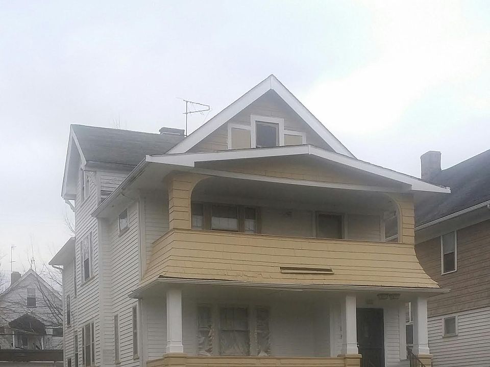 1st image of 3573 E 153rd St