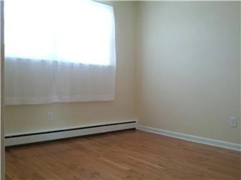 1110 McKennans Church Rd — Photo 9