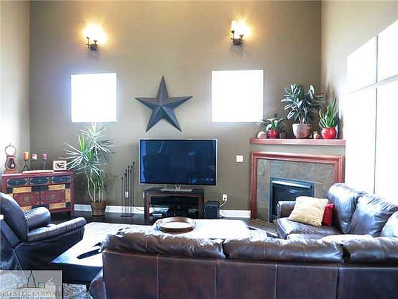 5th image of 16422 E Picardie Way