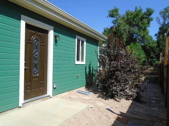 310 E Chester St — Photo 2
