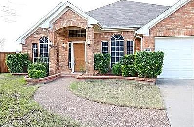 1st image of 1409 Laura Dr