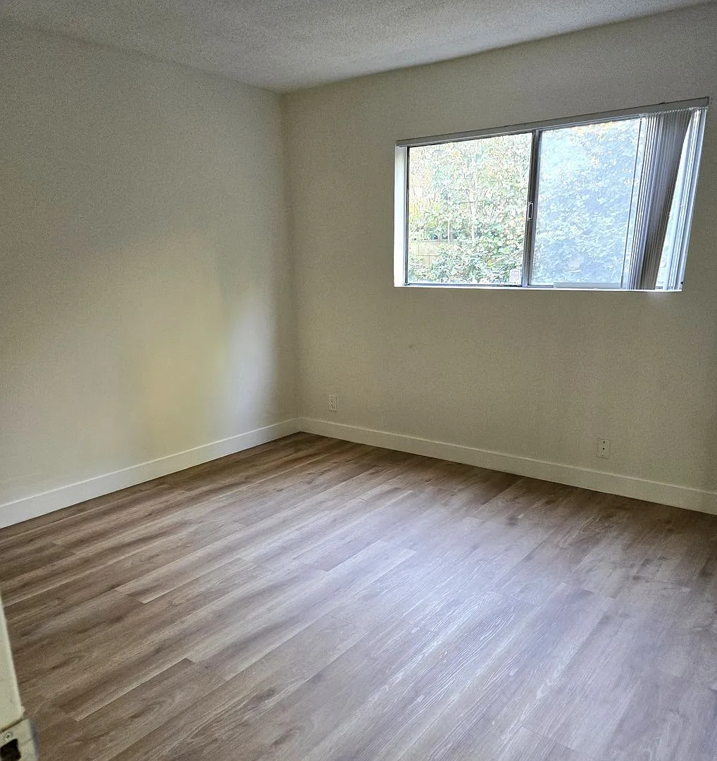 1 bed, 1.0 bath, 750 sqft, $2,045 — Photo 4