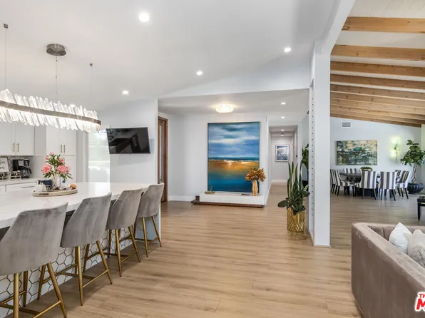 4821 Heaven Ave, Woodland Hills, CA 91364