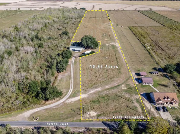 Simon Rd, Crowley, LA 70526