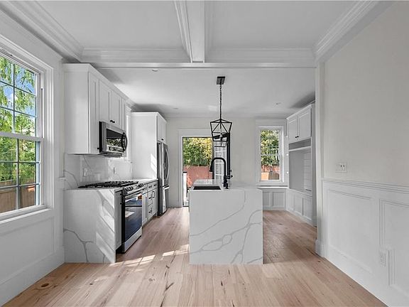 4th image of 43 Rhode Island Ave