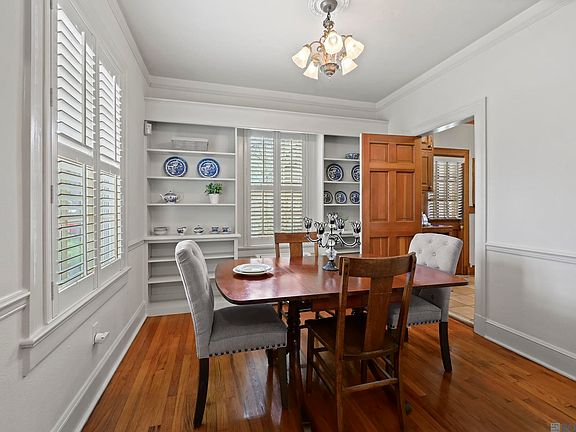 5th image of 2182 Stanford Ave