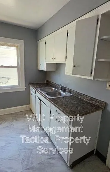 4024 E 143rd St #UP — Photo 19