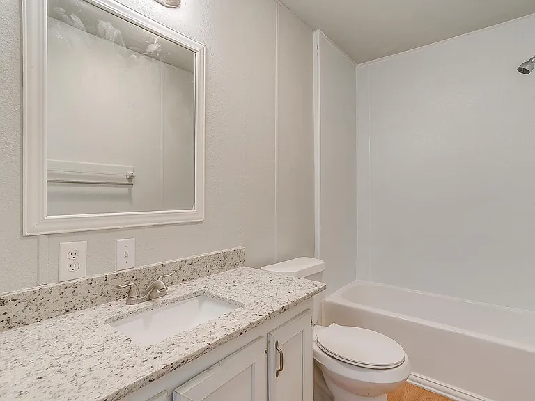 149 Valley Meadows Dr — Photo 8