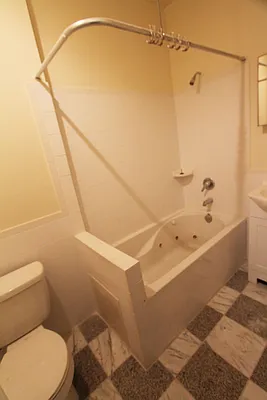Rented by E and G Realty Group | media 18