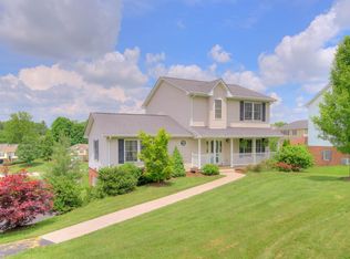 110 Kays Dr, Riner, VA
