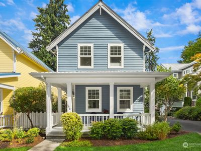 650 Madison Ave N, Bainbridge Island, WA, 98110