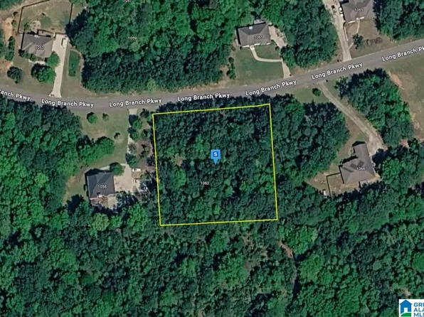 1062 Long Branch Pkwy, Calera, AL 35040
