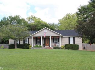 385 Reed Rd, West Point, GA 31833