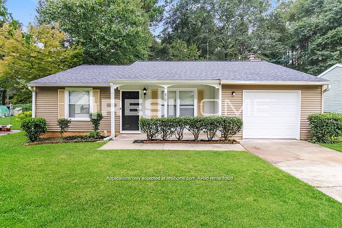 1st image of 4737 White Oak Trl
