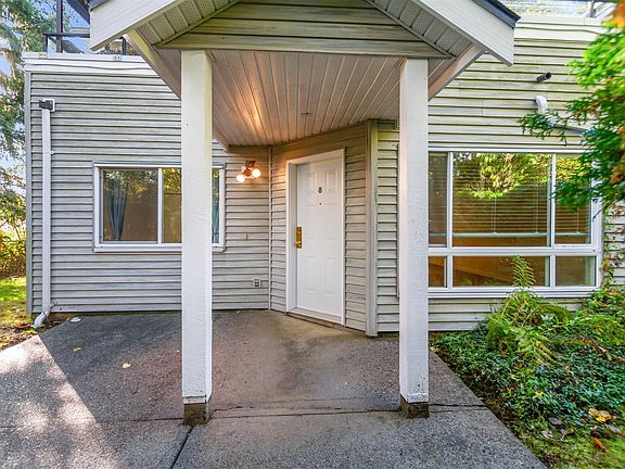 4th image of 13660 84th Ave #8