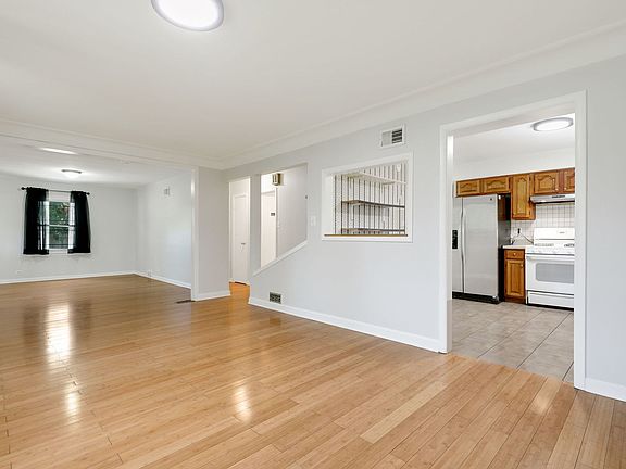 5th image of 9065 N Cumberland Ave