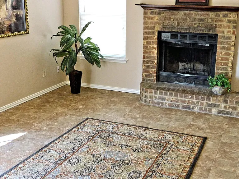 3001 Barnes Dr — Photo 3