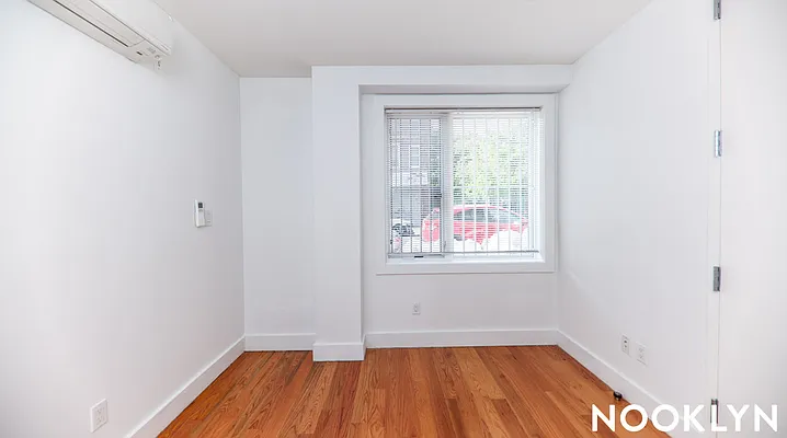Rented by Nooklyn NYC LLC | media 9