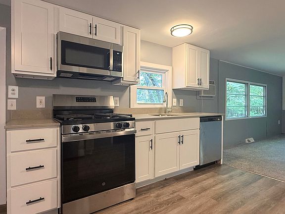 2nd image of 9 Corliss Hill Road