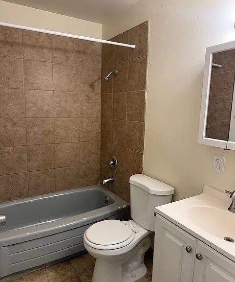2425 Northrop Ave #1 — Photo 11