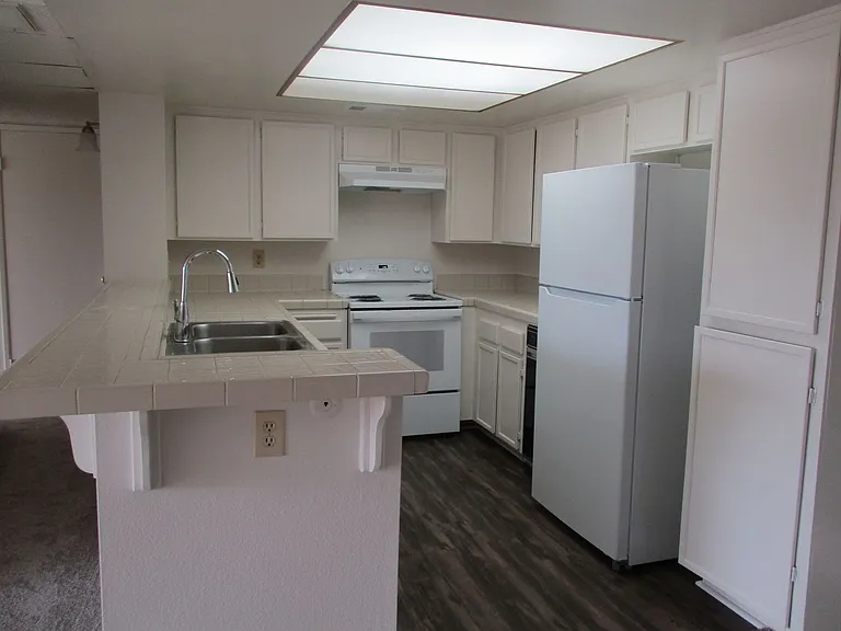5885 El Cajon Blvd #316 — Photo 2
