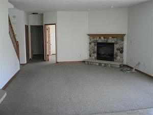 3rd image of 9550 Woods Cir