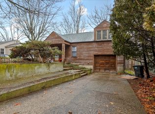 1604 W White St, Champaign, IL 61821