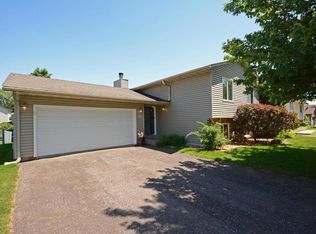 6334 Crosby Ave, Inver Grove Heights, MN 55076