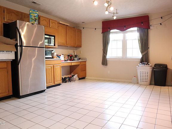5th image of 210 Emory Harr Private Dr
