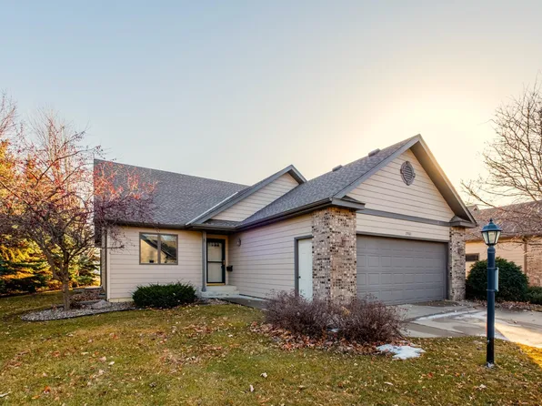 1901 Estate Ln, Northfield, MN 55057