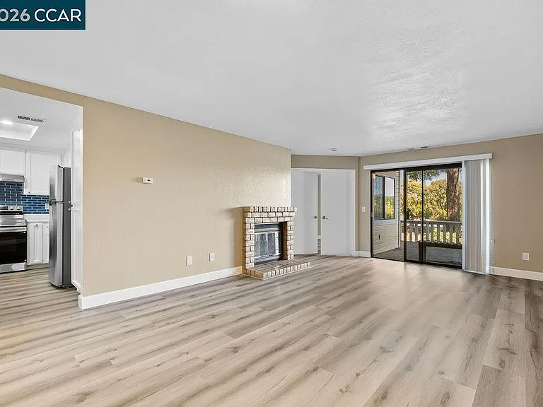 109 Devonwood — Photo 22