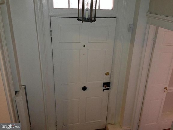 2nd image of 608 Cameron St #B
