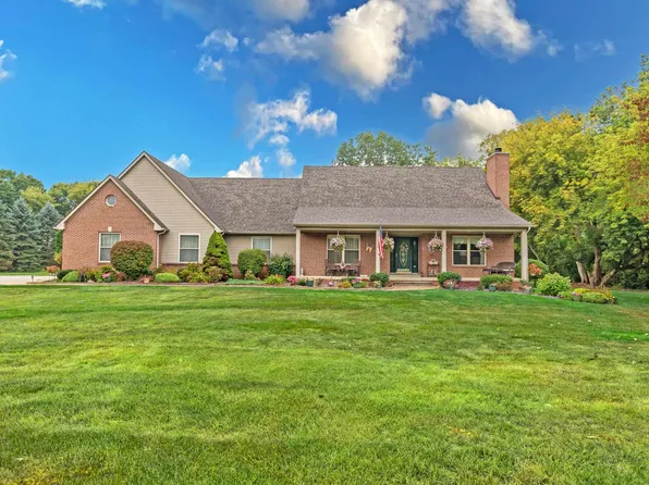 75187 Peters Dr, Romeo, MI 48065