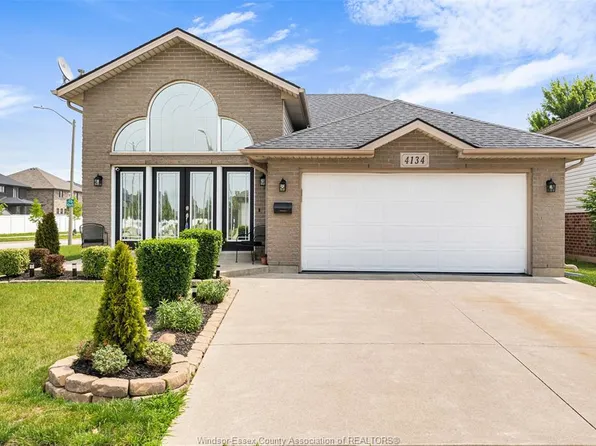 4134 Zurich Ave, Windsor, ON N9G 2Z5