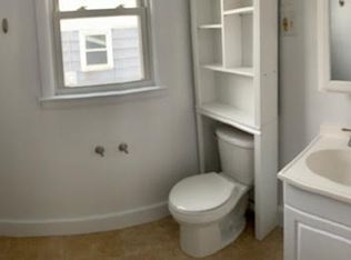 71 Hadley Rd, South Burlington, VT 05403