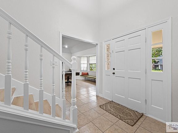 2nd image of 4722 Beaver Pond Dr