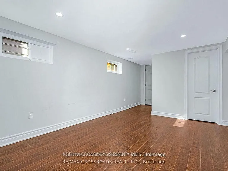 2095 Haig Dr #BASEMENT — Photo 12
