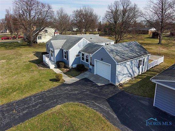 5th image of 711 Woodworth Dr