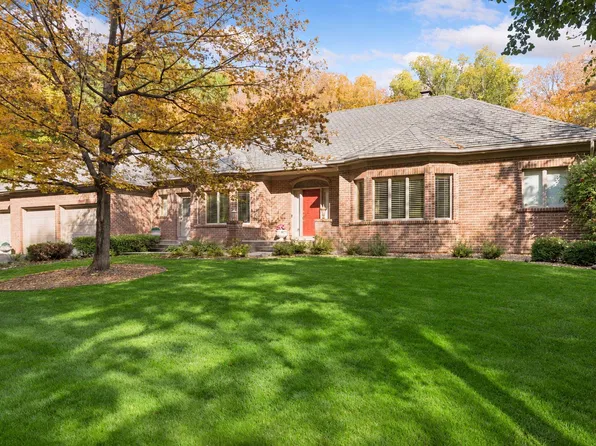 1490 Xanthus Ln N, Plymouth, MN 55447