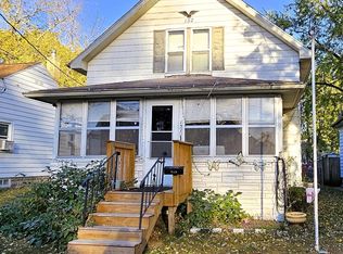 132 Rhey St, Waterloo, IA 50703