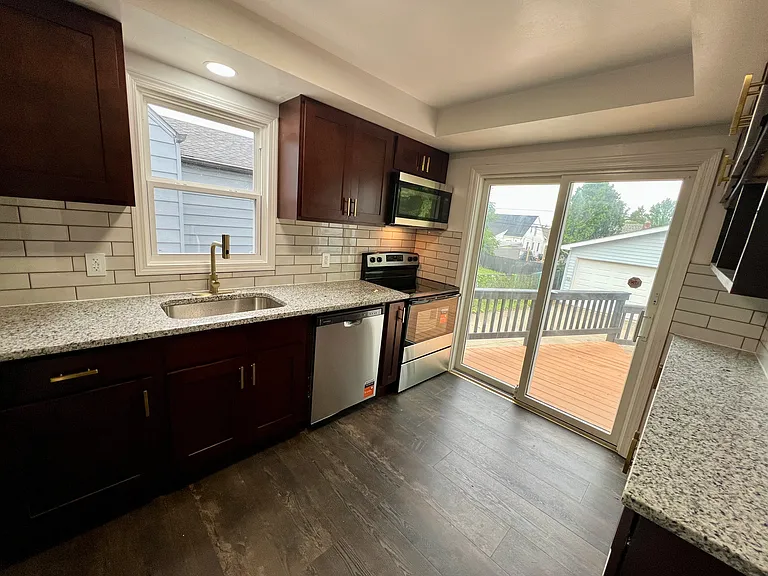 4185 Wyncote Rd — Photo 6