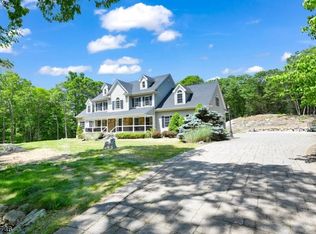 200 Rockburn Pass, West Milford, NJ