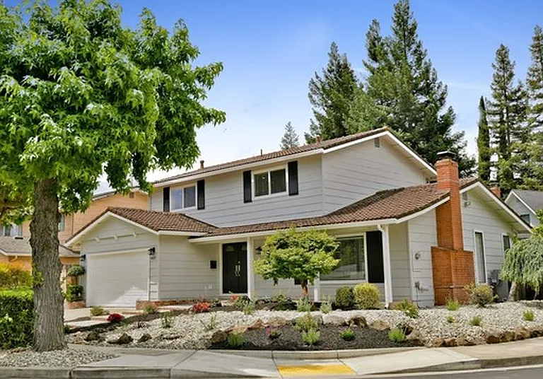 4420 Muirwood Dr — Photo 1
