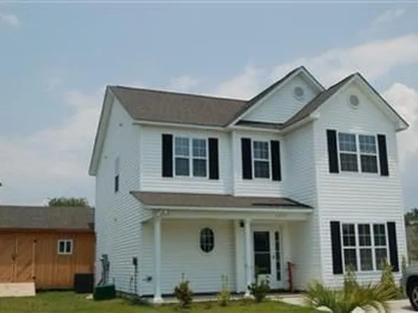 4979 Montserrat Dr SE, Southport, NC 28461