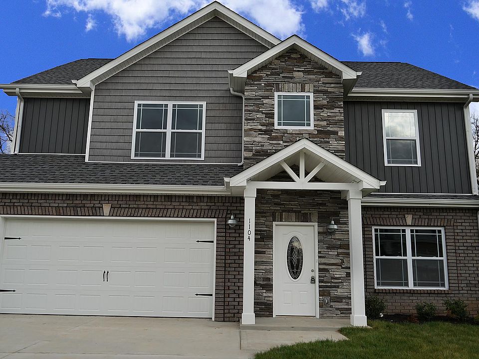 1st image of 12 Chestnut Dr