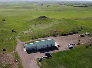 5727 Highland Rd, Mandan, ND 58554