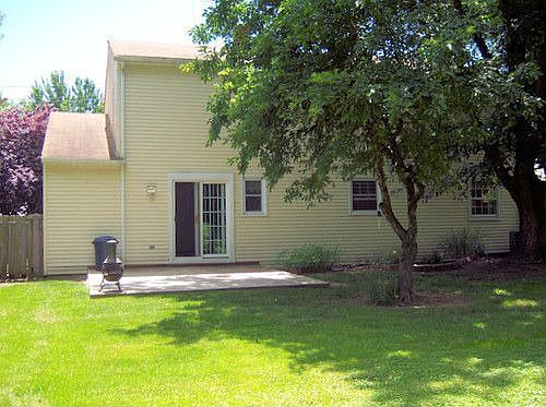 3rd image of 22740 Esther Ave