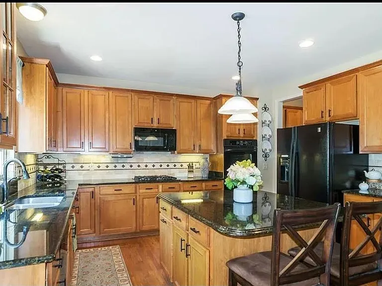 16544 Mulberry Way — Photo 14